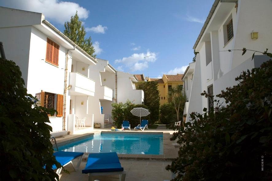 Apartamentos Leo Port de Pollença Eksteriør billede